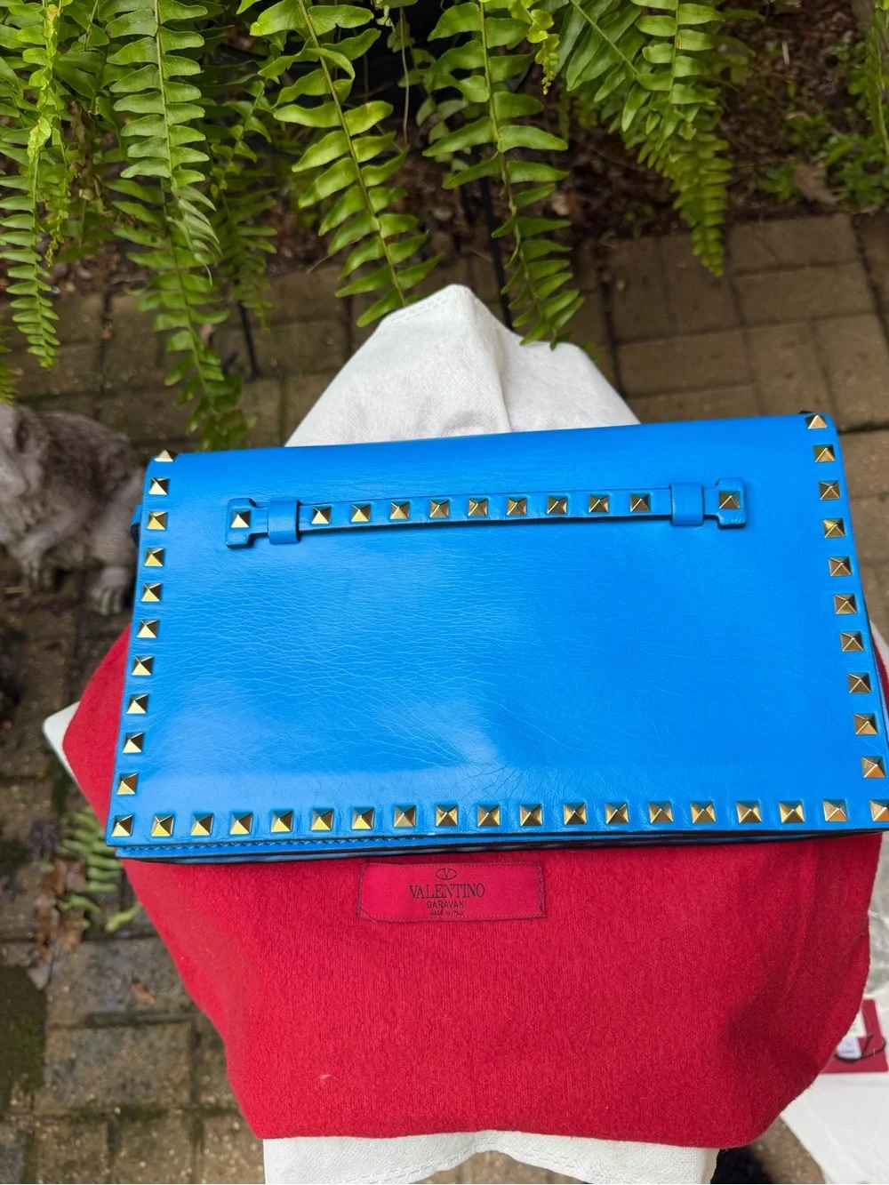 Valentino Garavani Colbalt Blue Rockstud Leather clutch LIKE NEW - Picture 9 of 13